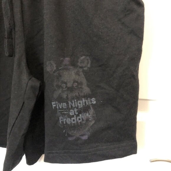 Five Nights at Freddys Shorts Adult Medium Black Sweat Sleep Shorts Mens NWOT - Picture 2 of 4